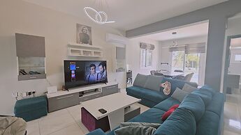 131 VOR - Stay M L Villa