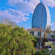 29 LIM - Downtown Retreat