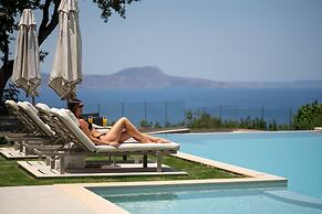 Luxurious Villa Liandri 600 m Resort