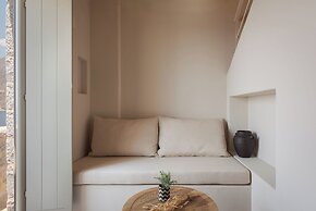 Yerma Suites Limeni