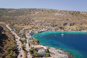 Yerma Suites Limeni