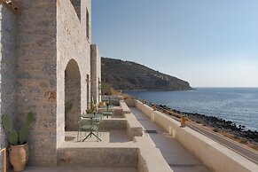 Yerma Suites Limeni