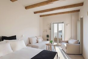 Yerma Suites Limeni