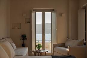 Yerma Suites Limeni