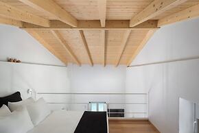Yerma Suites Limeni