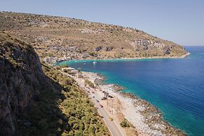 Yerma Suites Limeni