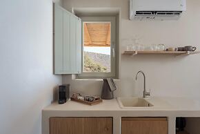 Yerma Suites Limeni