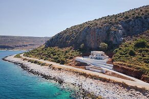 Yerma Suites Limeni
