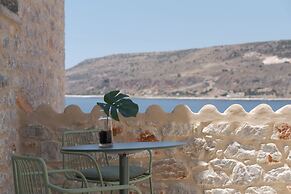 Yerma Suites Limeni