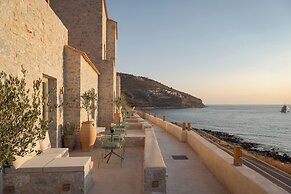 Yerma Suites Limeni