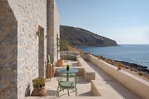Yerma Suites Limeni