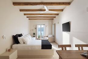 Yerma Suites Limeni