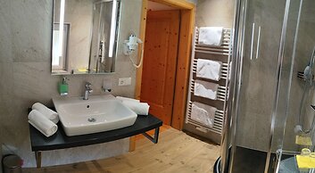 PLOSE Parkhotel & Residence