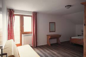 PLOSE Parkhotel & Residence