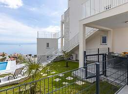 Apartments Bregha
