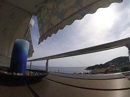 RIVIERA ROOMS