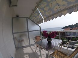 RIVIERA ROOMS