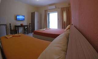 RIVIERA ROOMS