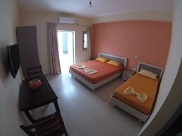 RIVIERA ROOMS