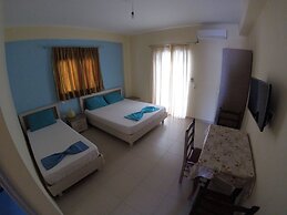 RIVIERA ROOMS