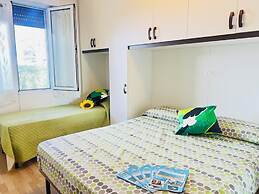 Bright Flat With Shared Swimming Pool
