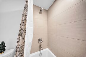 Bellair Yorkville