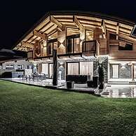 Chalet Amadeus - Designer Luxury Chalet for 14