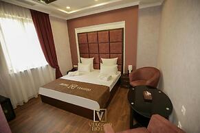V hotel & tours
