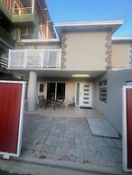 CASA LIBERTAD 854