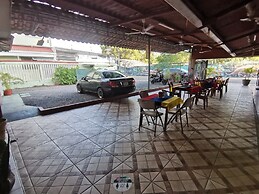 Hotel Cabinas Jacomar
