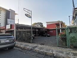 Hotel Cabinas Jacomar