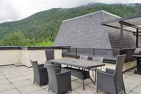 Harmony Haven 2BR Lakefront Suite