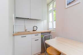 Traffic Studio 1 by Grand Apartments