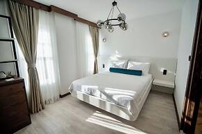 Lina Guest House