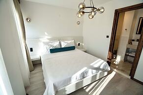 Lina Guest House