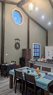 The Candlelight Inn