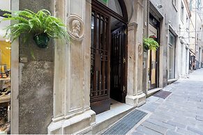 Nice Apartment Near the Cathedral