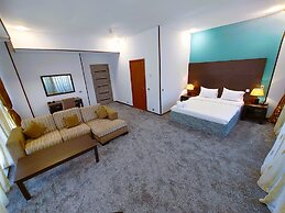 Crossway Hotel
