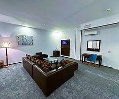 Crossway Hotel
