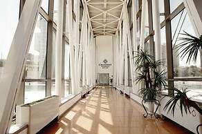 Crossway Hotel