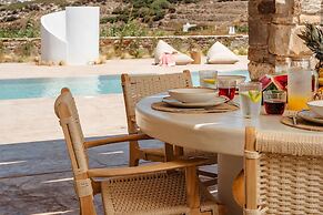 Thalelion Villa Private Pool and Jacuzzi