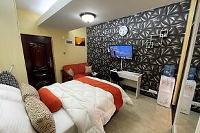 Lux Suites Denis Prit Studio Apartments