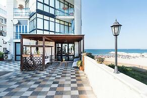 Lighthouse View Apartment by Wonderful Italy