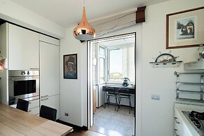 Lighthouse View Apartment by Wonderful Italy