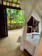JENENÉ LODGE