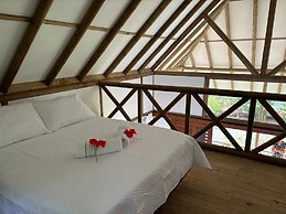 JENENÉ LODGE