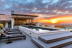 Steyn City Hotel by Saxon