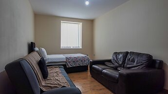 Royal Living Apartment
