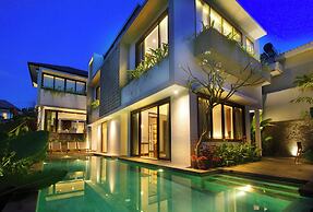 Villa Leceni Canggu by Nakula