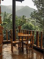 Kailash Lodge